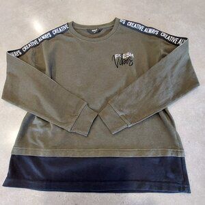 MAX Women's Typographic Print Crew Neck Long Sleeves Sweatshirt Olive/Black SML